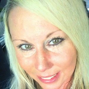 Meet your Posher, Posh